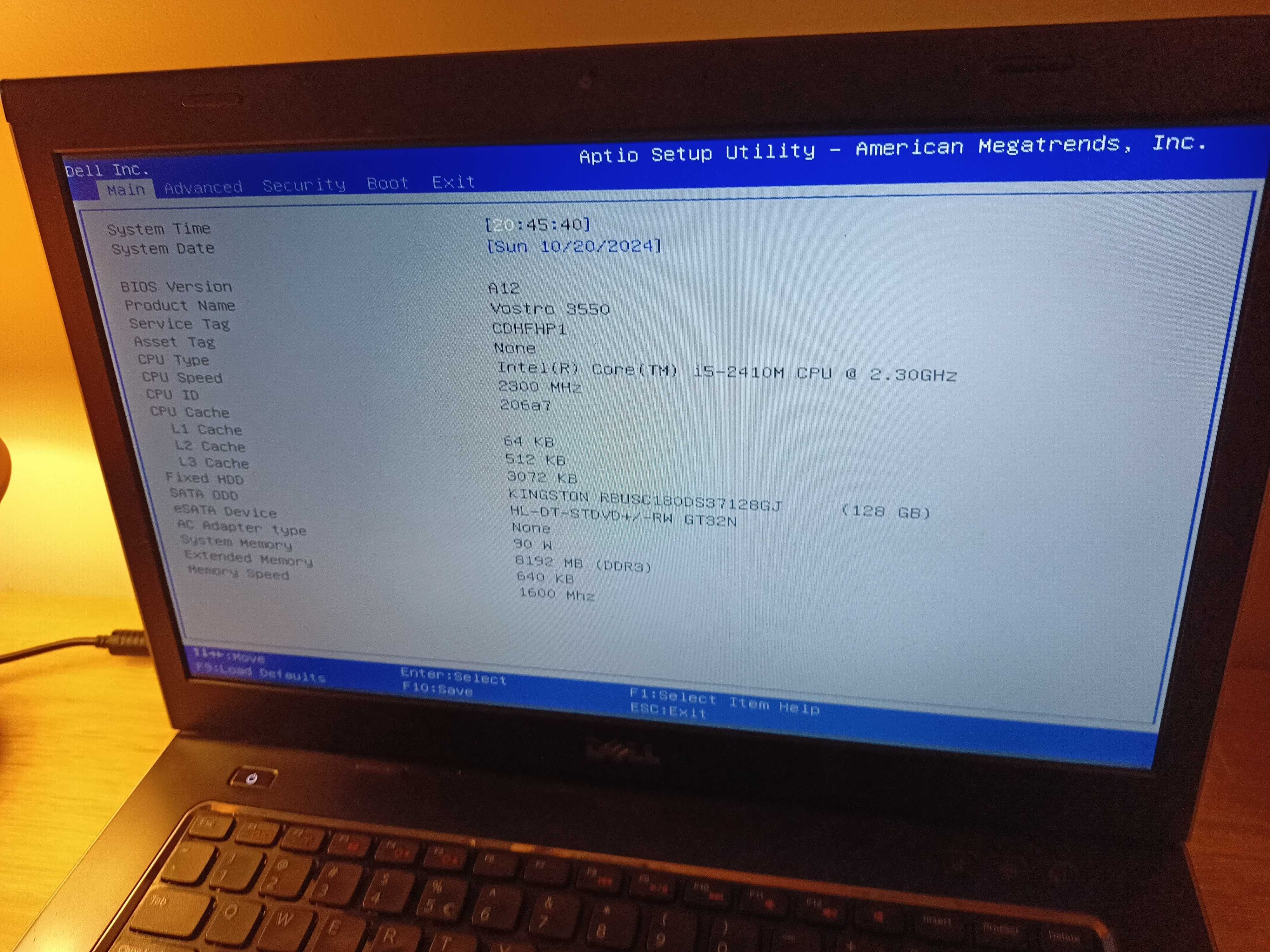 Dell Vostro 3550 z pakietem biurowym MS Office 2007 Small Business