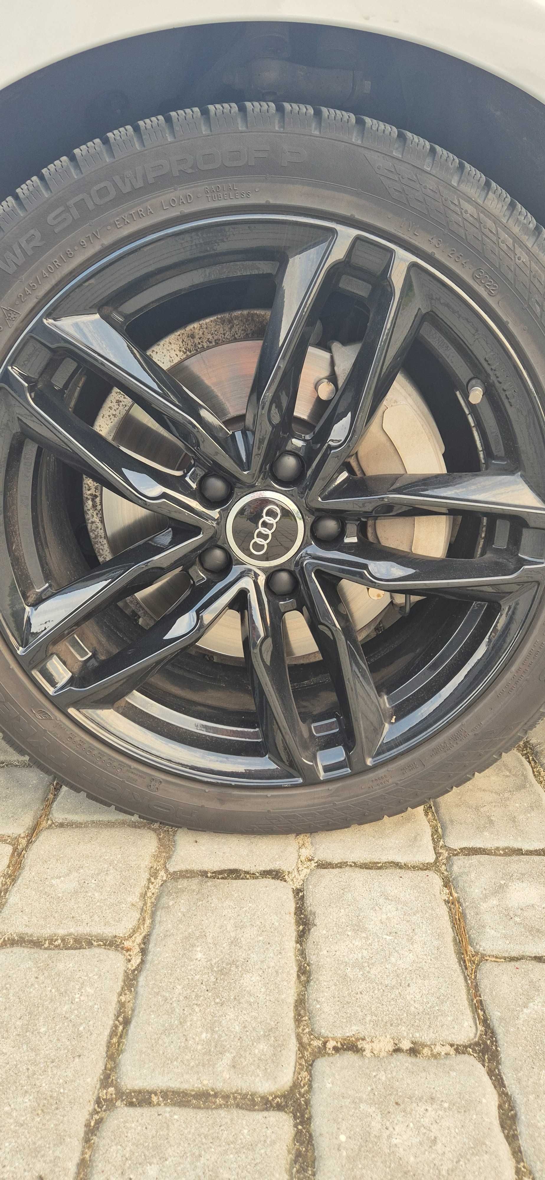 Opony z alufelgami Audi 18 cali 4 szt