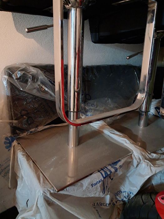 25€ Vendo cada cadeira por 25 Euros