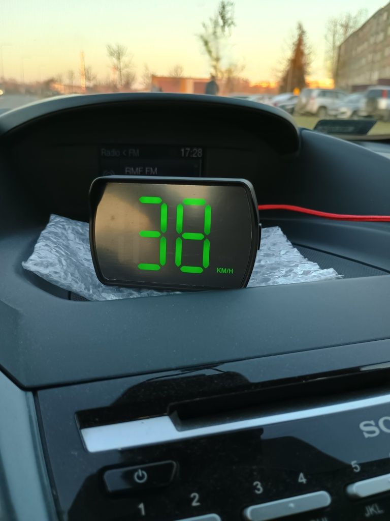 prędkościomierz samochodowy GPS Y03-KMH wyświetlacz Head Up display