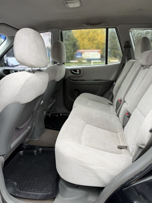 Hyudai Santa Fe в гарному стані