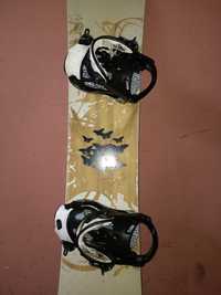 Deska snowboardowa i buty