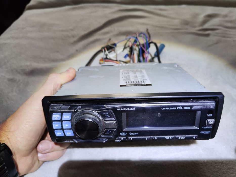 Автомагнитола Alpine cda9886