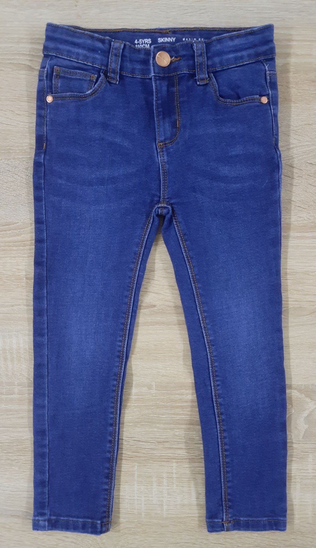 Spodnie jeans dziewczynka 110