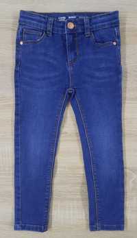 Spodnie jeans dziewczynka 110