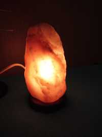 Lampa z soli naturalnej