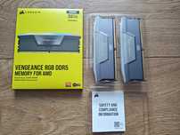 Pamięć RAM DDR5 Corsair VENGEANCE RGB 32 GB CMH32GX5M2B6000Z30K