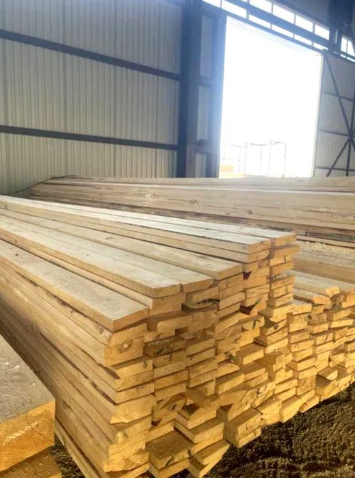 Пиломатеріал будівельний – брус і дошка під розмір