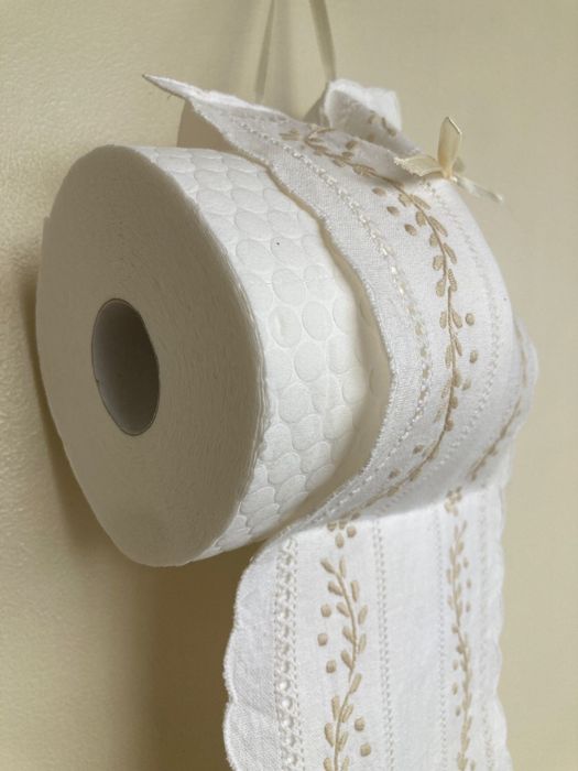 Suporte para papel higiénico em linho