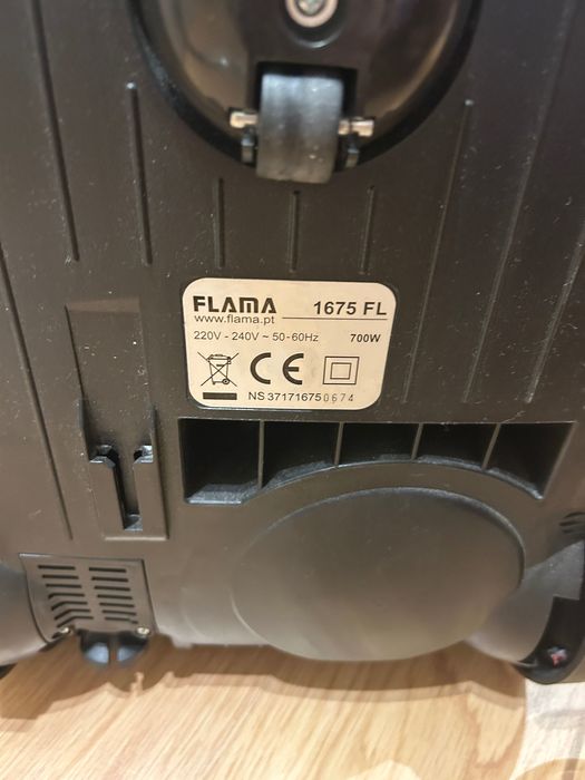 Aspirador de saco marca Flama