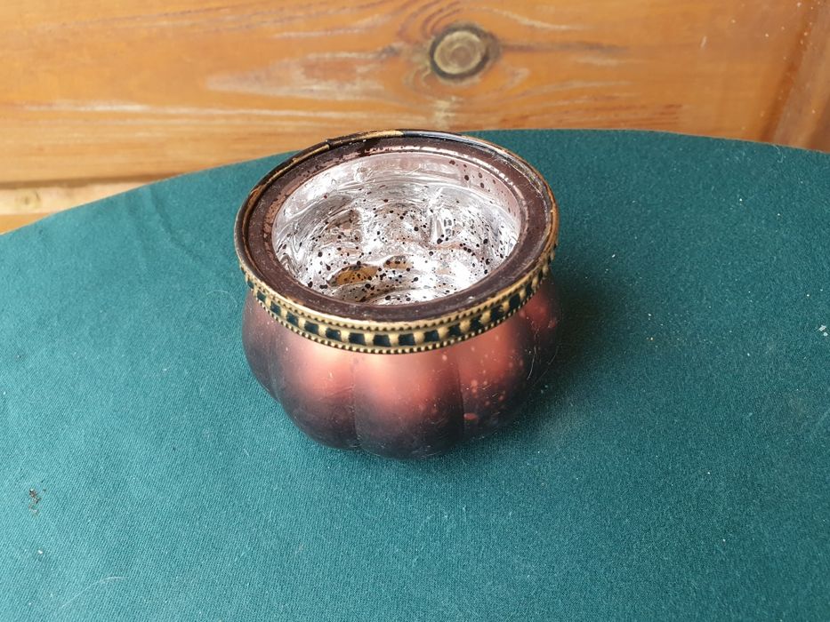 Szklany świecznik "dynia"