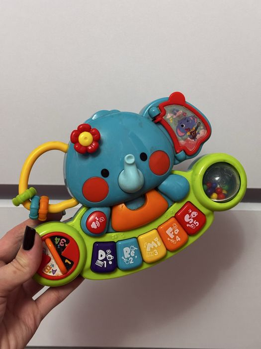 Музичні інтерактивні іграшки