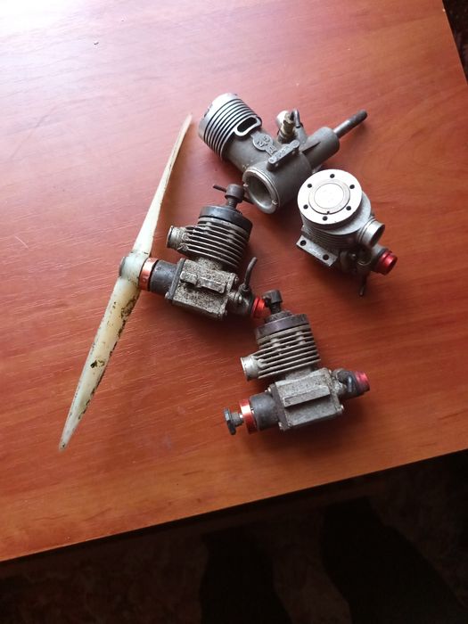 Продам  двигателиСССР МДС-15Д   и. Д2,5