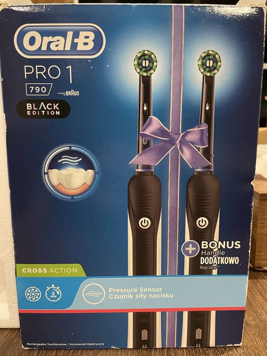 Używany Zestaw szczoteczek rotacyjnych ORAL-B Pro 790 (2 sztuki)