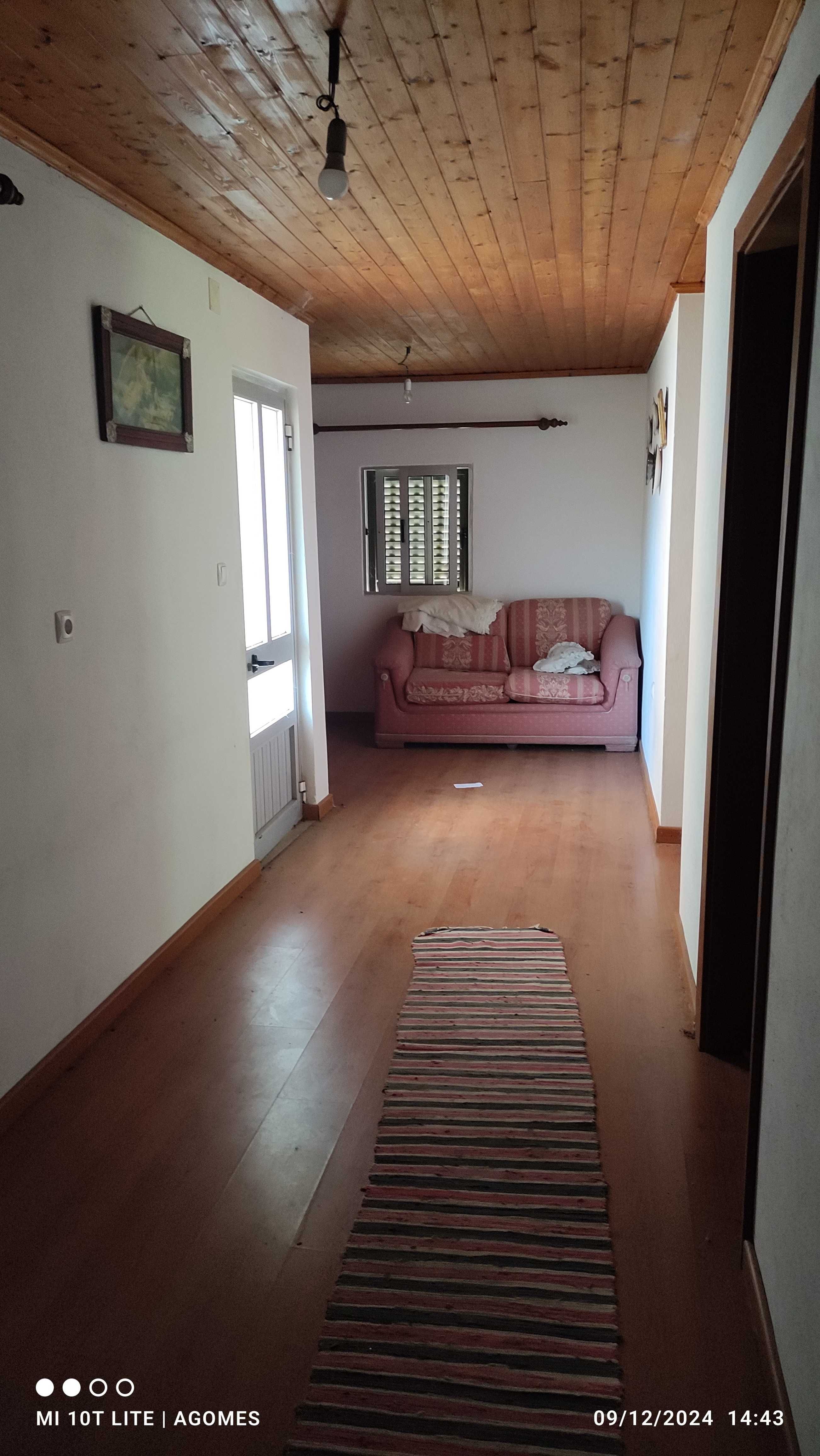 Casa de aldeia à venda