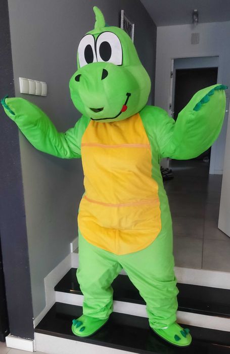 Żywe maskotki wynajem wysyłkowy strojów Misio Piesek Panda Kot Smok