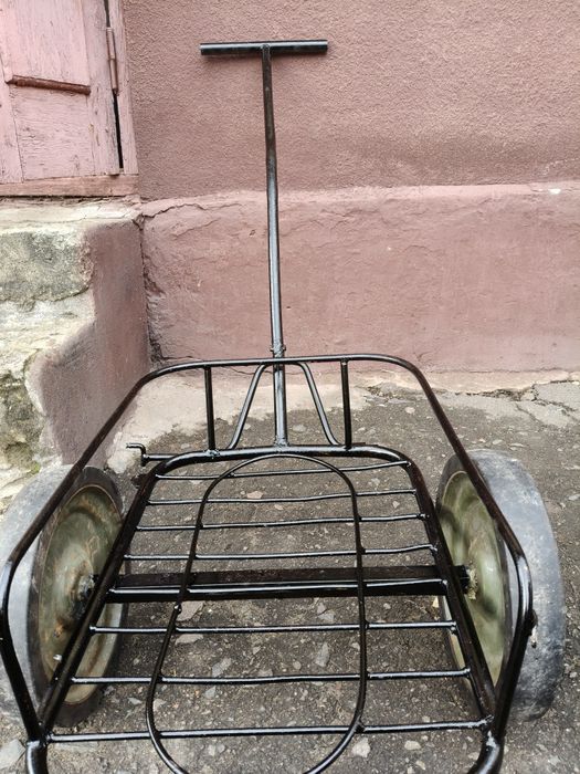 Возик садово -огородній.