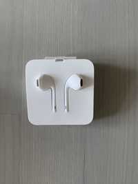 Apple earpods lighting оригінал