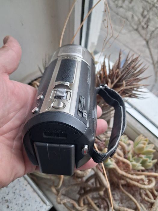 Цифровая видеокамера Panasonic HC-V727