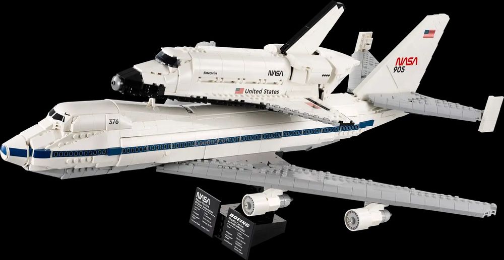 Конструктор lego сумісний літак-носій шатлів (10360)