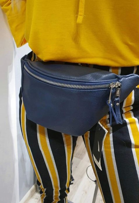 Piękna nerka/saszetka  Neat minimalism