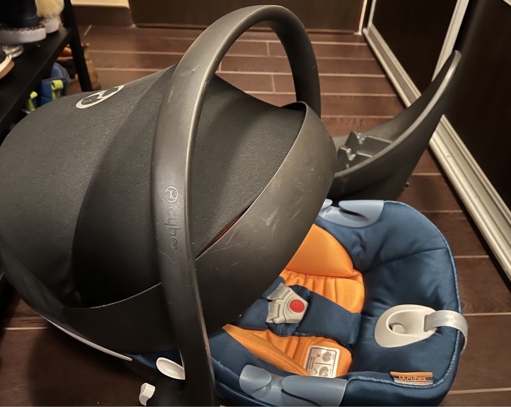 Nosidełko z baza isofix Cybex Aton m I-Size