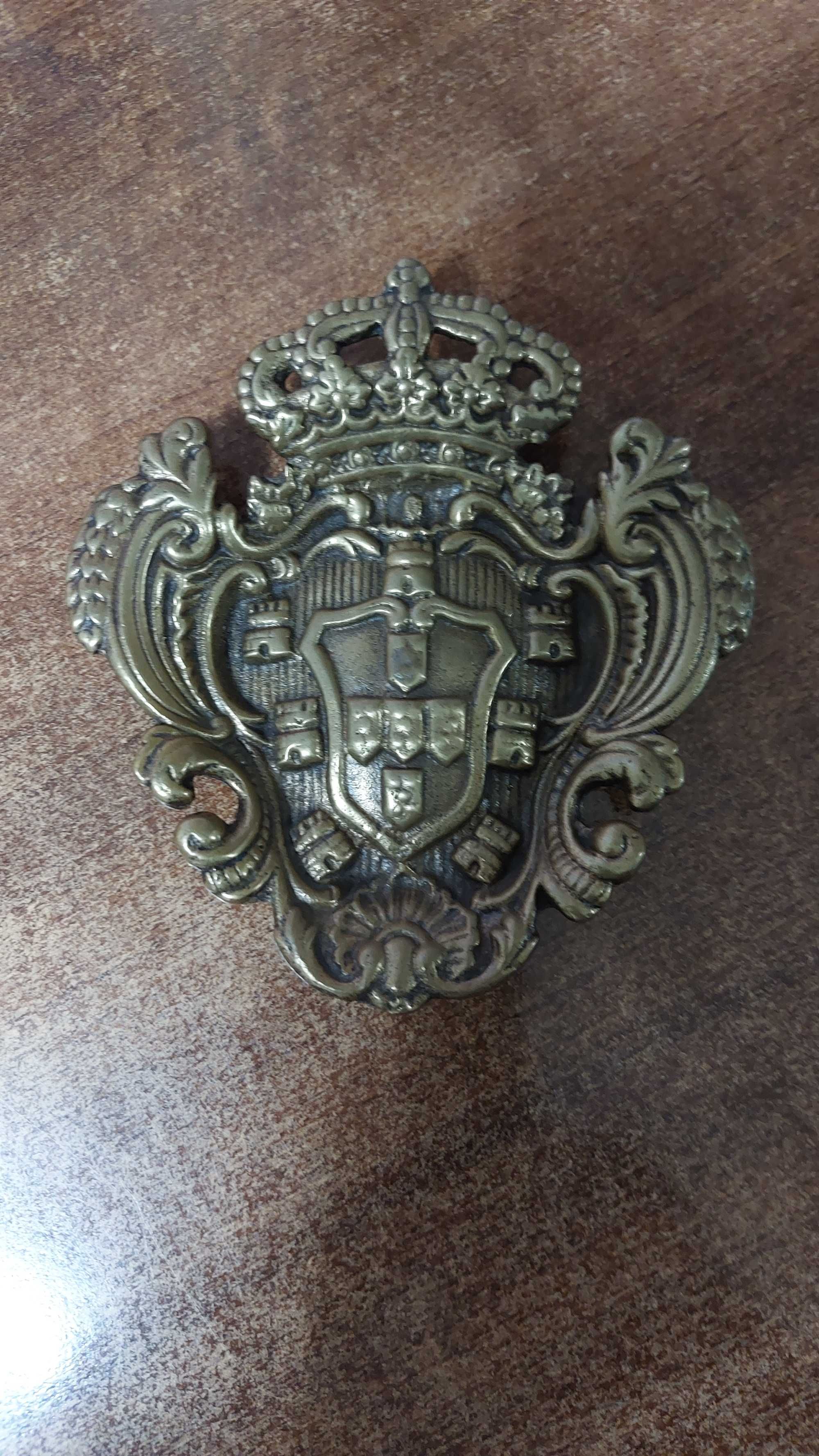 Cinzeiros em bronze