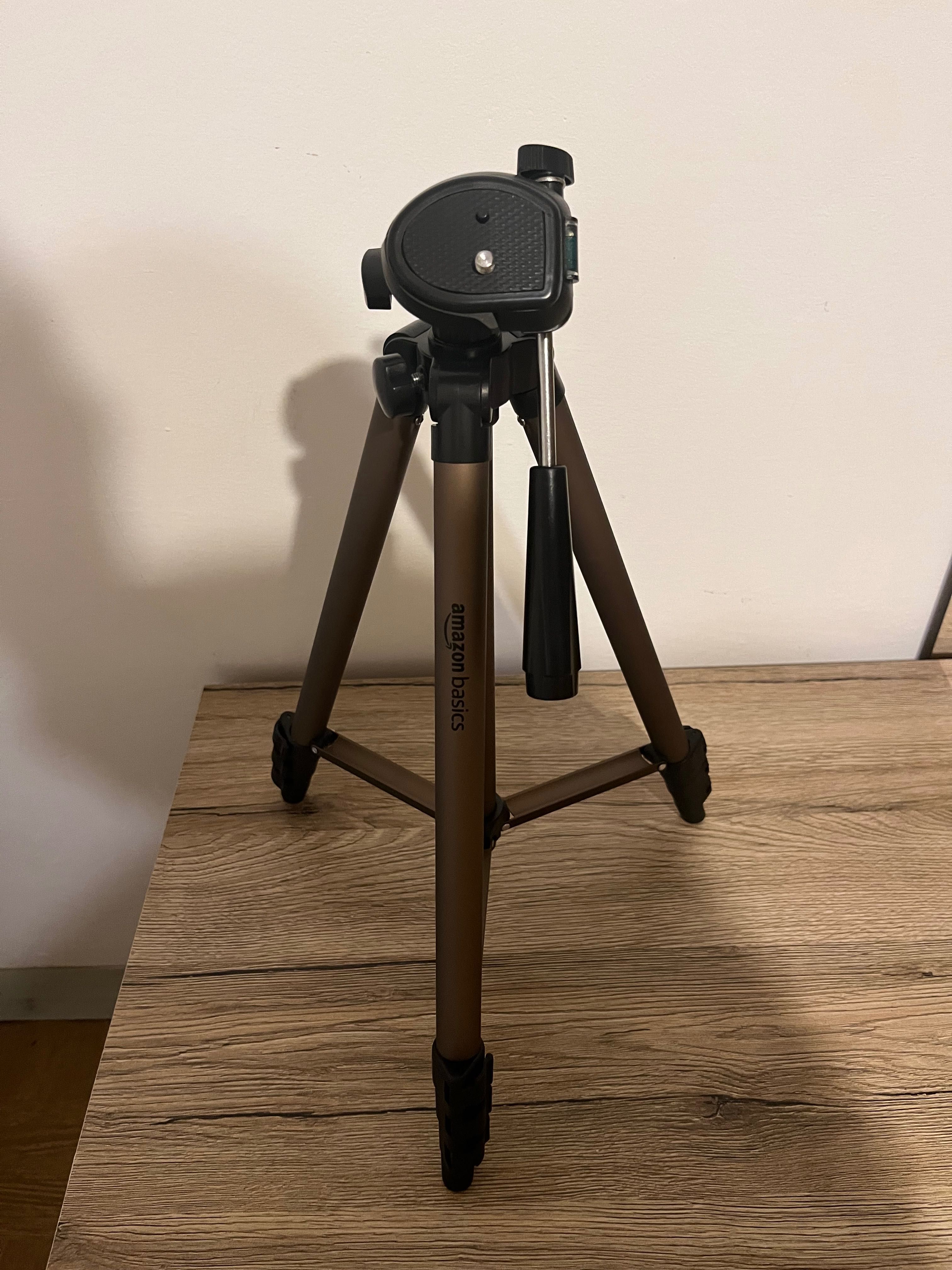 Amazon Basics lekki trójnożny statyw do aparatu z torbą 41,91-127cm