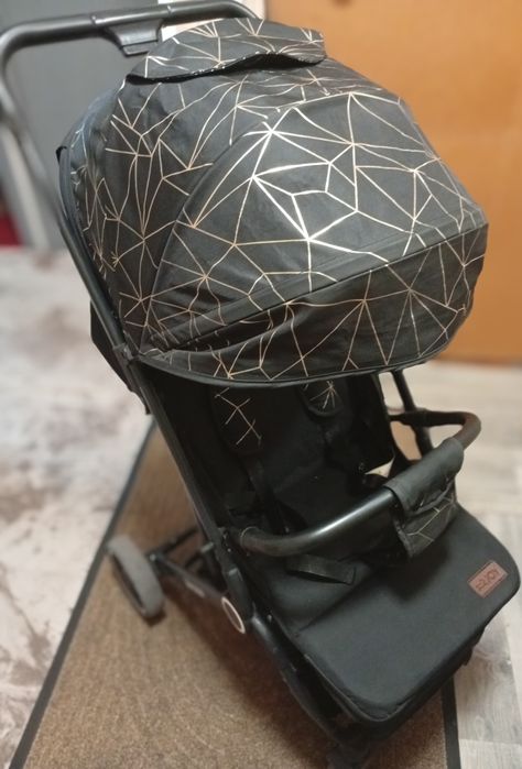 Продам дитячу коляску