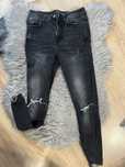 Jeansy skinny z przetarciami