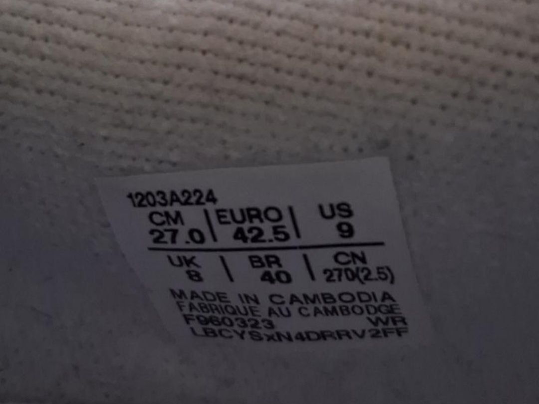 Кроссовки Asics Оригинал.Размер 42.5