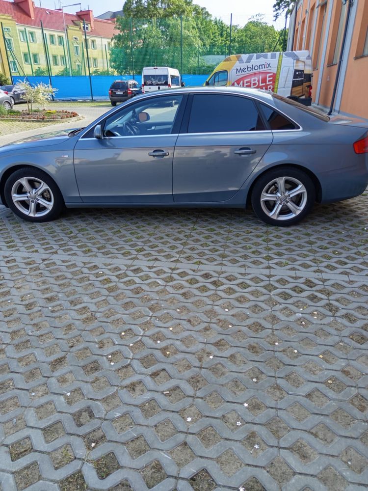 Audi A4 B8 1,8 TFSI 2011r.