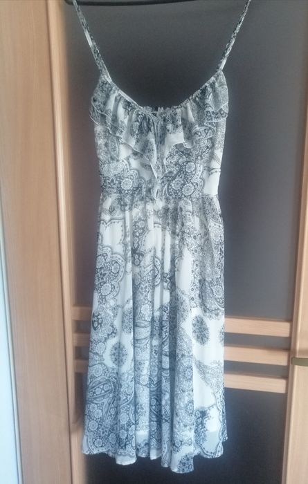 Sukienka rozmiar xs