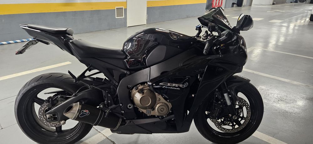 Vendo honda cbr 1000 rr