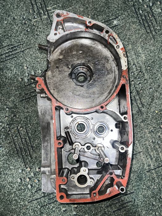 Розборка двигуна иж планета 5