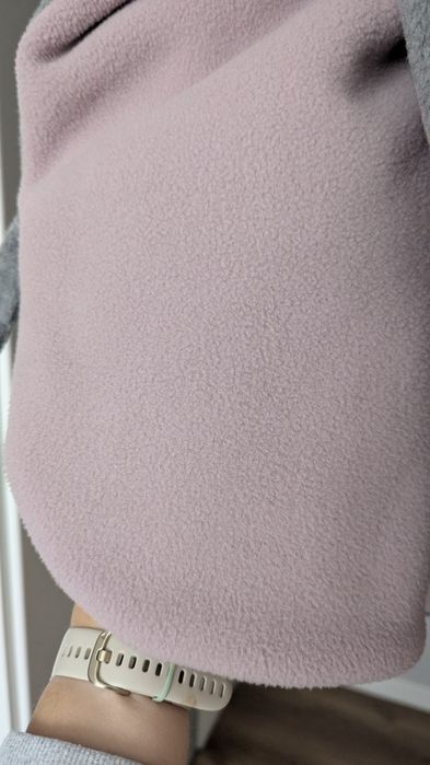 Ponczo samochodowe patulove, dla dziewczynki szaro-różowe króliczek bu