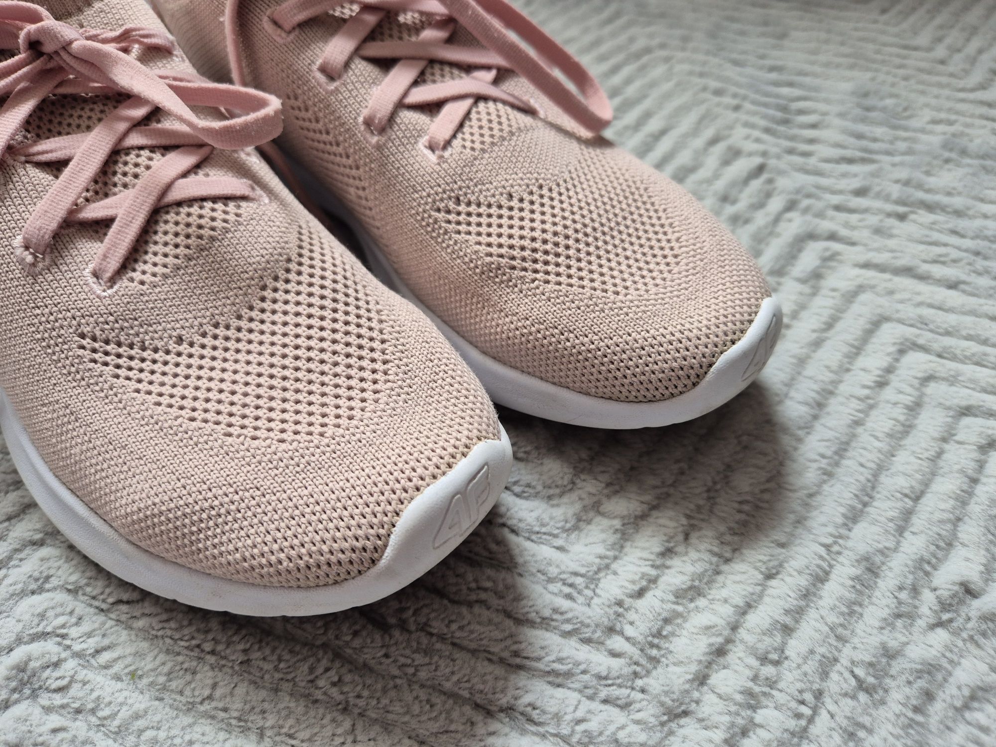 Sneakersy siatkowe 4f, rozmiar 35