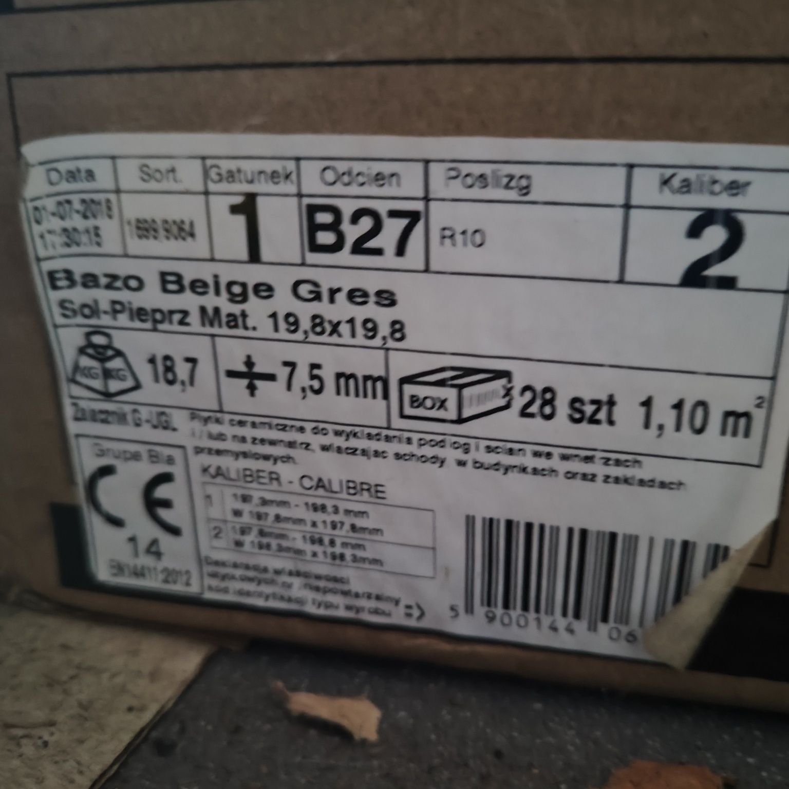 PARADYŻ BAZO NERO G mires SóL-Pieprz  mat. 30X30 GAT.1 19.8x19.8 13 mm