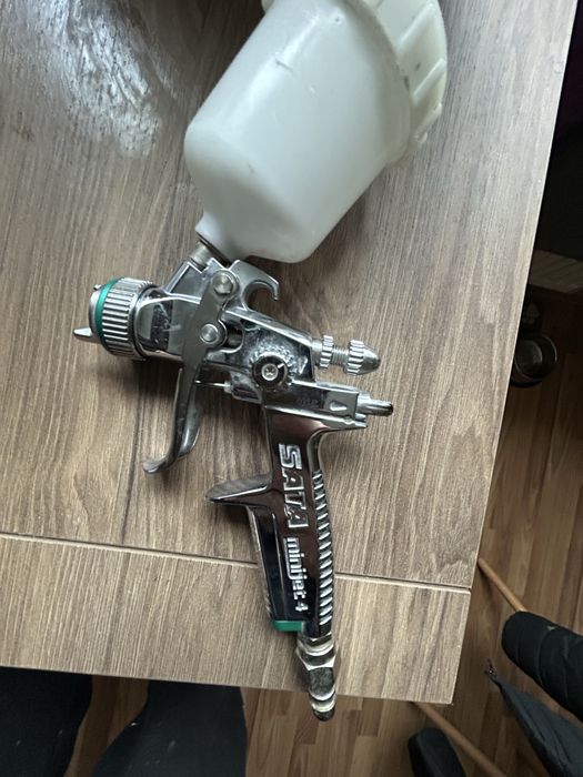 Краскопульт Sata minijet 4