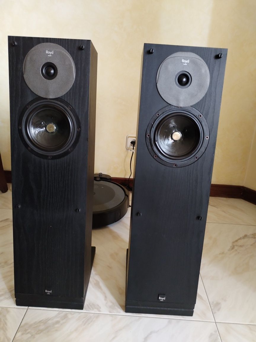 Colunas hifi Royd