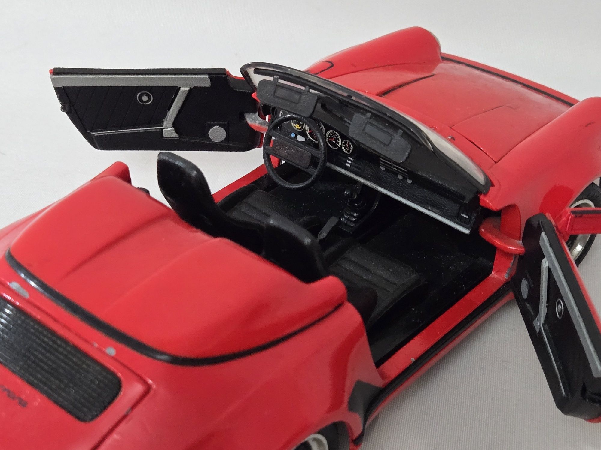 Miniatura Porsche 911 Speedster 1/18