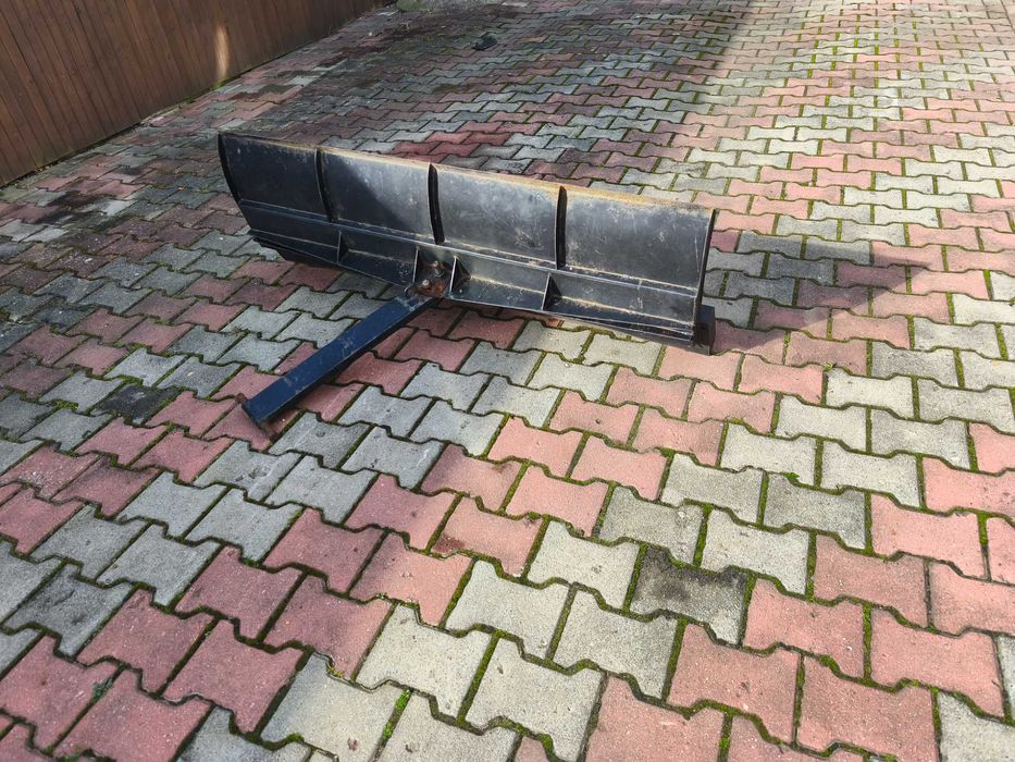 Pług do odśnieżania quad