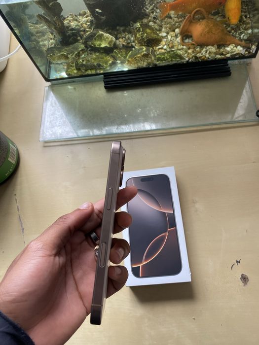 Iphone 16 Pro nao usado