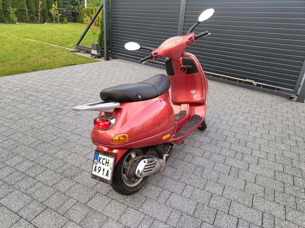Piaggio Vespa et4