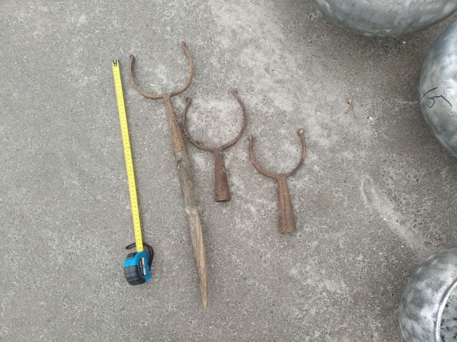 Хватки для чавунів,ковані