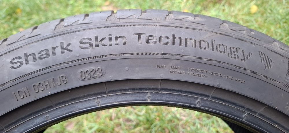 Літні шини Uniroyal RainSport 5 235/45 R18