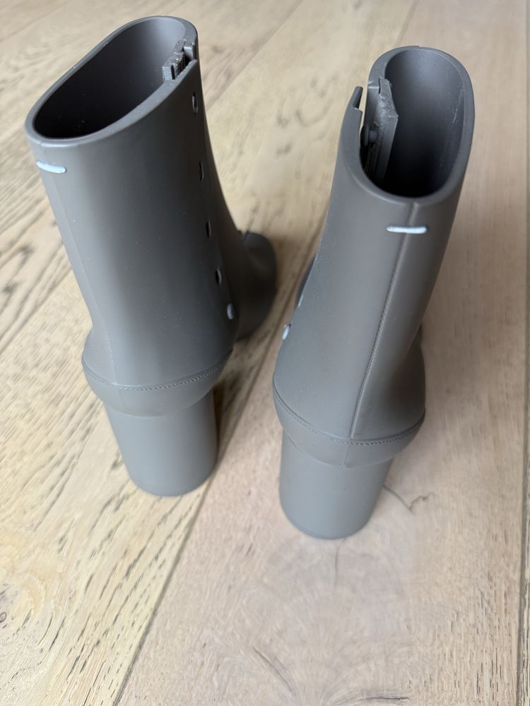 Maison Margiela Tabi rubber boots