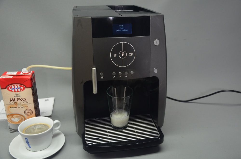 WMF 450 by Schearer automatyczny ciśnieniowy ekspres do kawy