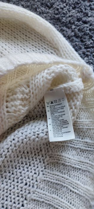 Biały sweter H&M