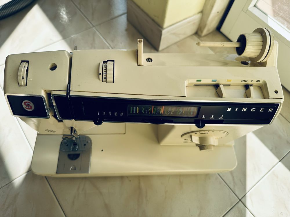 Máquina Portátil Singer - 290 SEWING